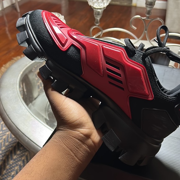 Prada cloudburst ( black and red ) - Picture 7 of 10